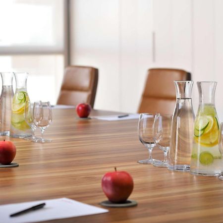 Moevenpick Hotel & Apartments Ghala Muscat Exterior photo Meeting room